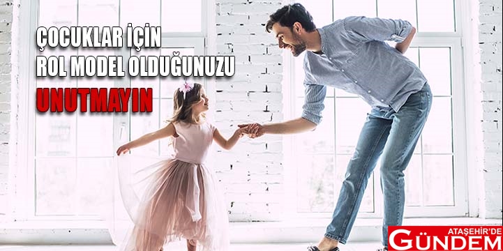 TELAŞLI VE PANİK DAVRANMAYIN ÇOCUKLAR İÇİN ROL MODEL OLDUĞUNUZU UNUTMAYIN-